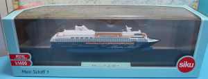 Cruise ship "Mein Schiff 1" TUI Cruises full hull in showcase (1 p.) ML 2010 - 2018 in 1:1400